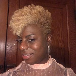 Meet your Posher, Robin